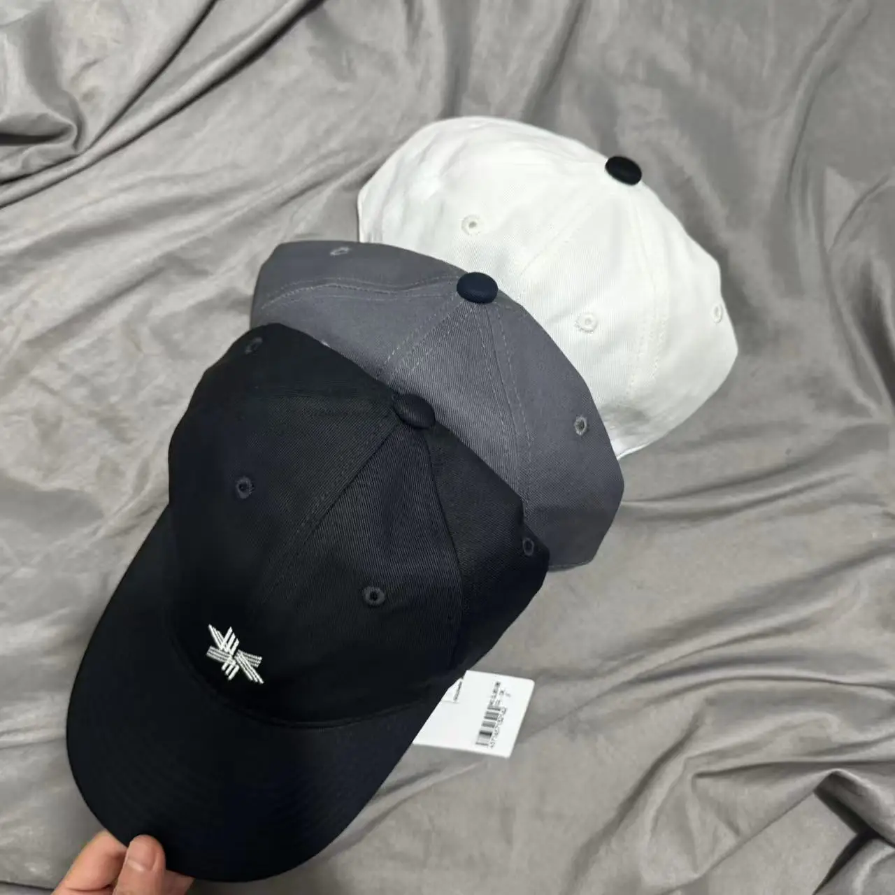 Outdoor Unisex Baseball Cap with Patchwork And Embroidery Soft Top Curved Brim Spring Autumn Winter Versatile Cotton Cap