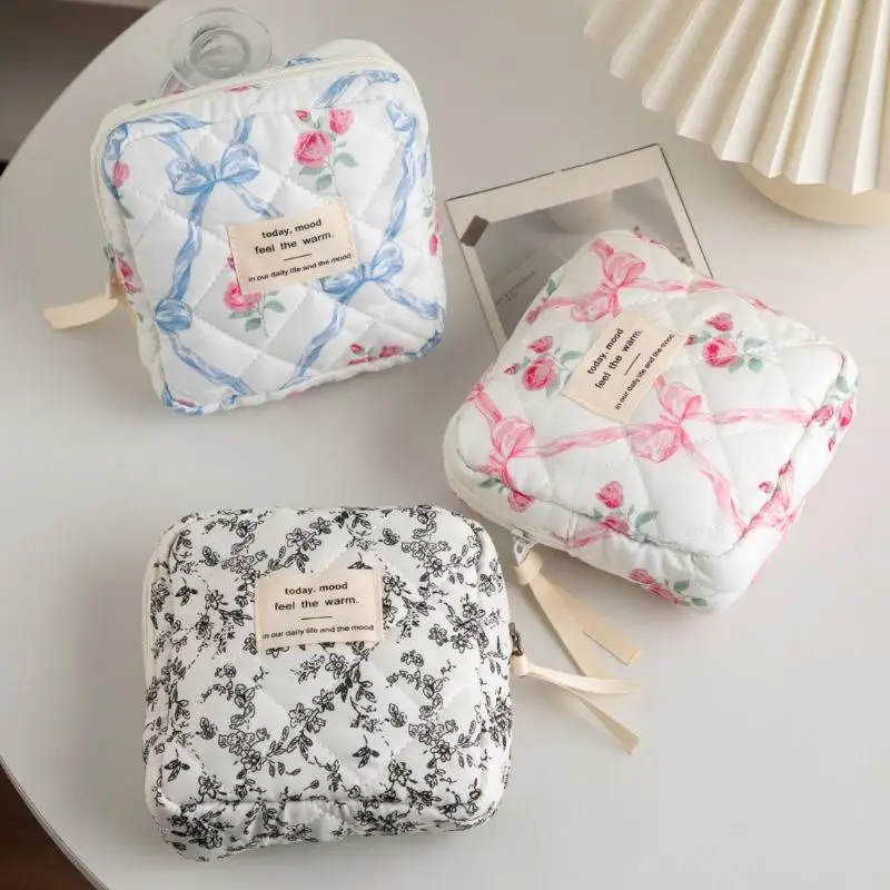 13*13cm Student Girl Make Up Case Sweet Bow Photocard Storage Bag Portable Keychain Coin Bag Cute Mini Stuff Bag