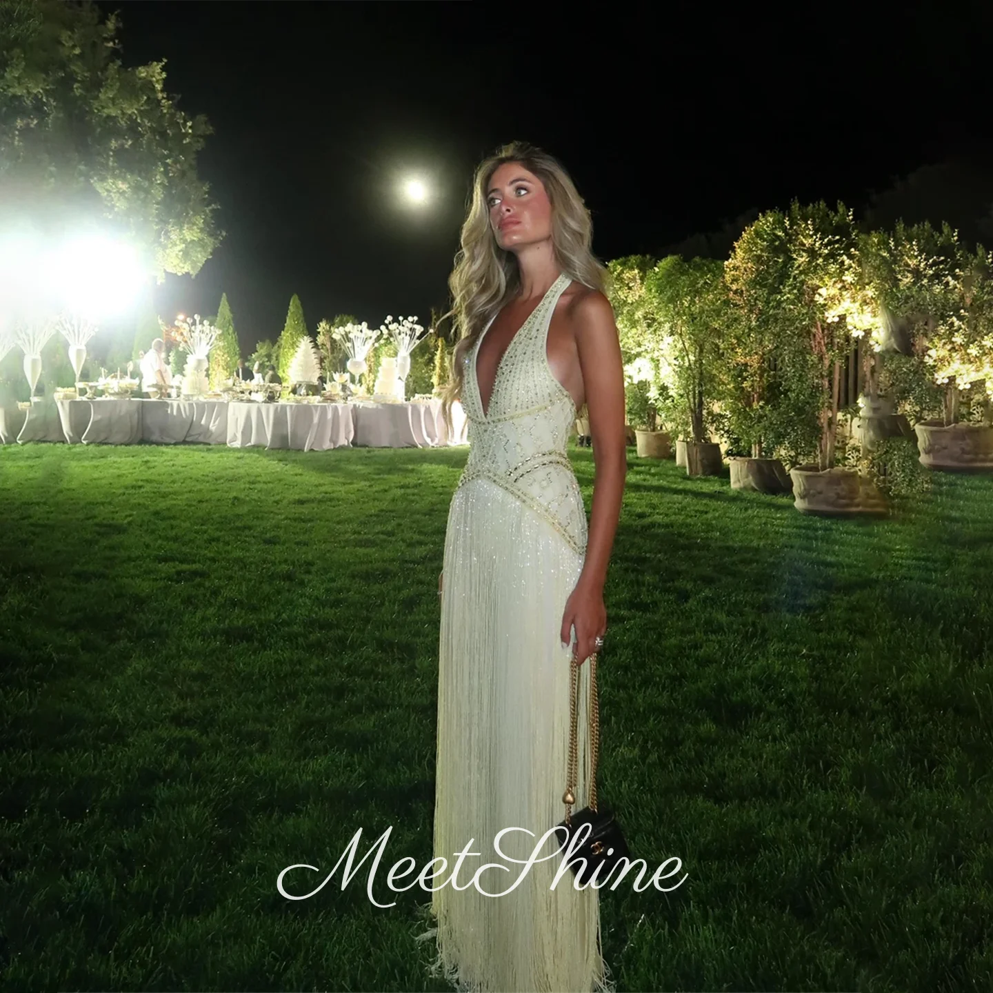 Abiti da sera a sirena con scollo a V profondo verde chiaro Squisiti abiti da ballo formali in chiffon con perline di cristallo senza schienale personalizzati