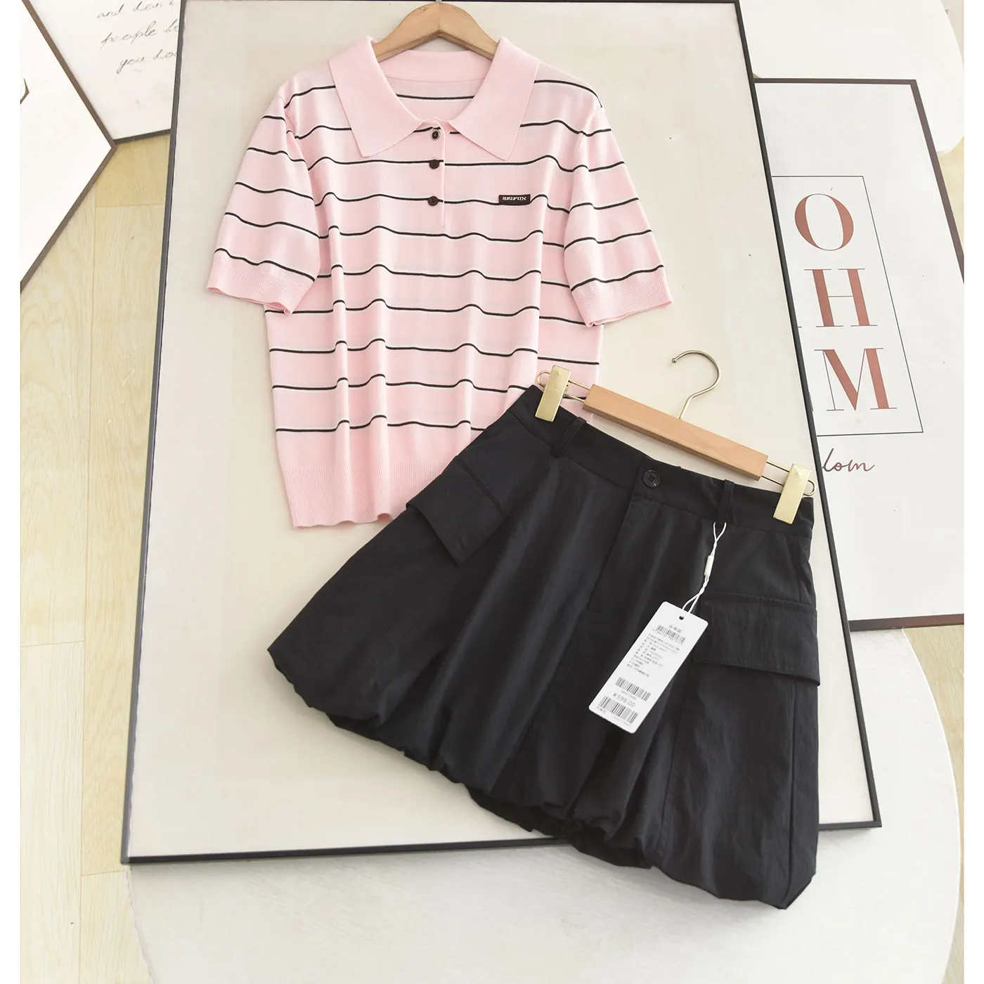 

Fashionable Pink Striped Short Sleeve Knitwear And Flower Bud Skirt Set Women's Summer Outfit Poem Series Collar