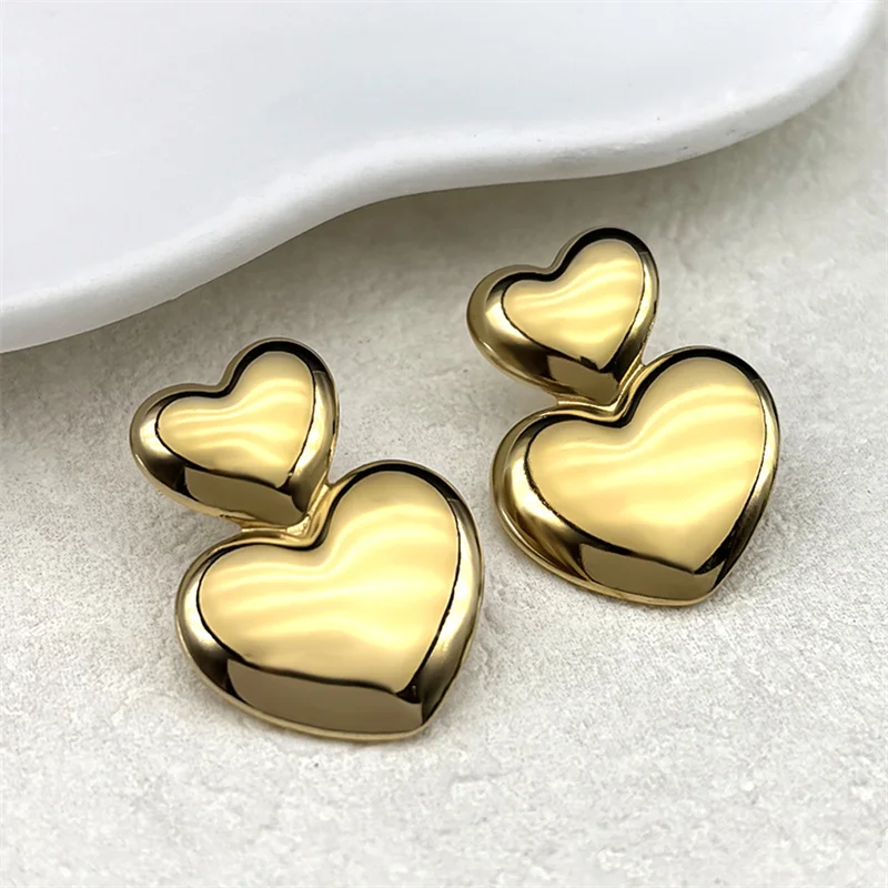 Pendientes de grano Irregular con forma de amor para mujeres y niñas, aretes de acero inoxidable de Color dorado/plateado, joyería de regalo para boda y vacaciones