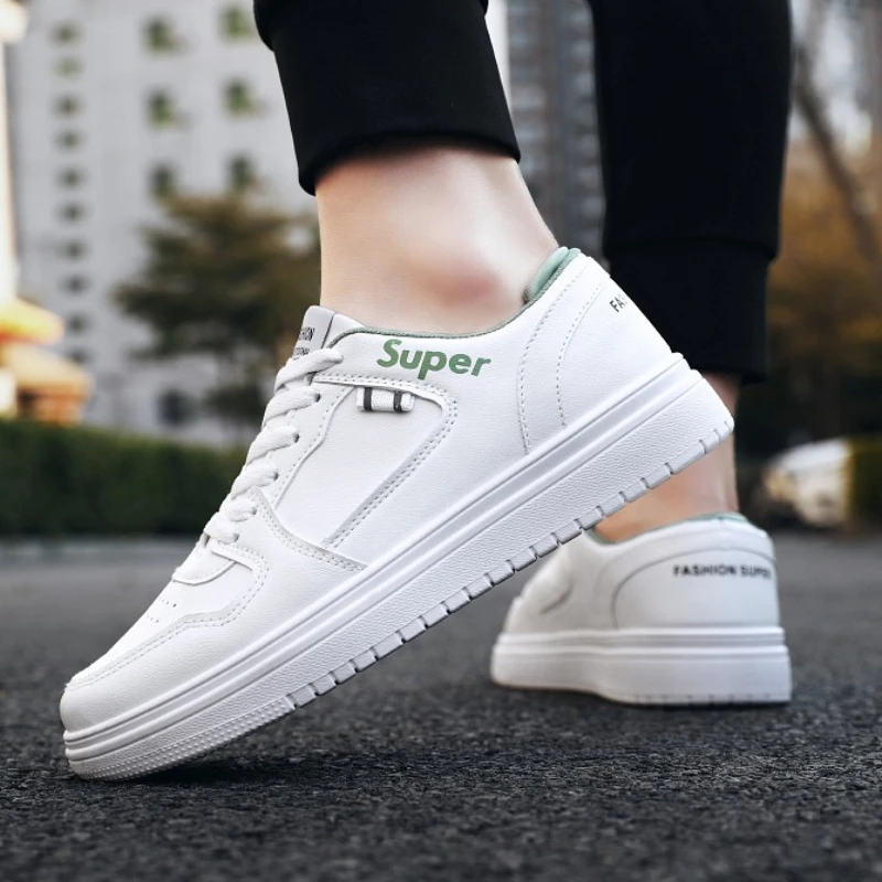 Men's Versatile Fashionable Simple Color-blocked Large-sized Soft-soled All-season Low-top Round-toe Vulcanized Walking Sneakers