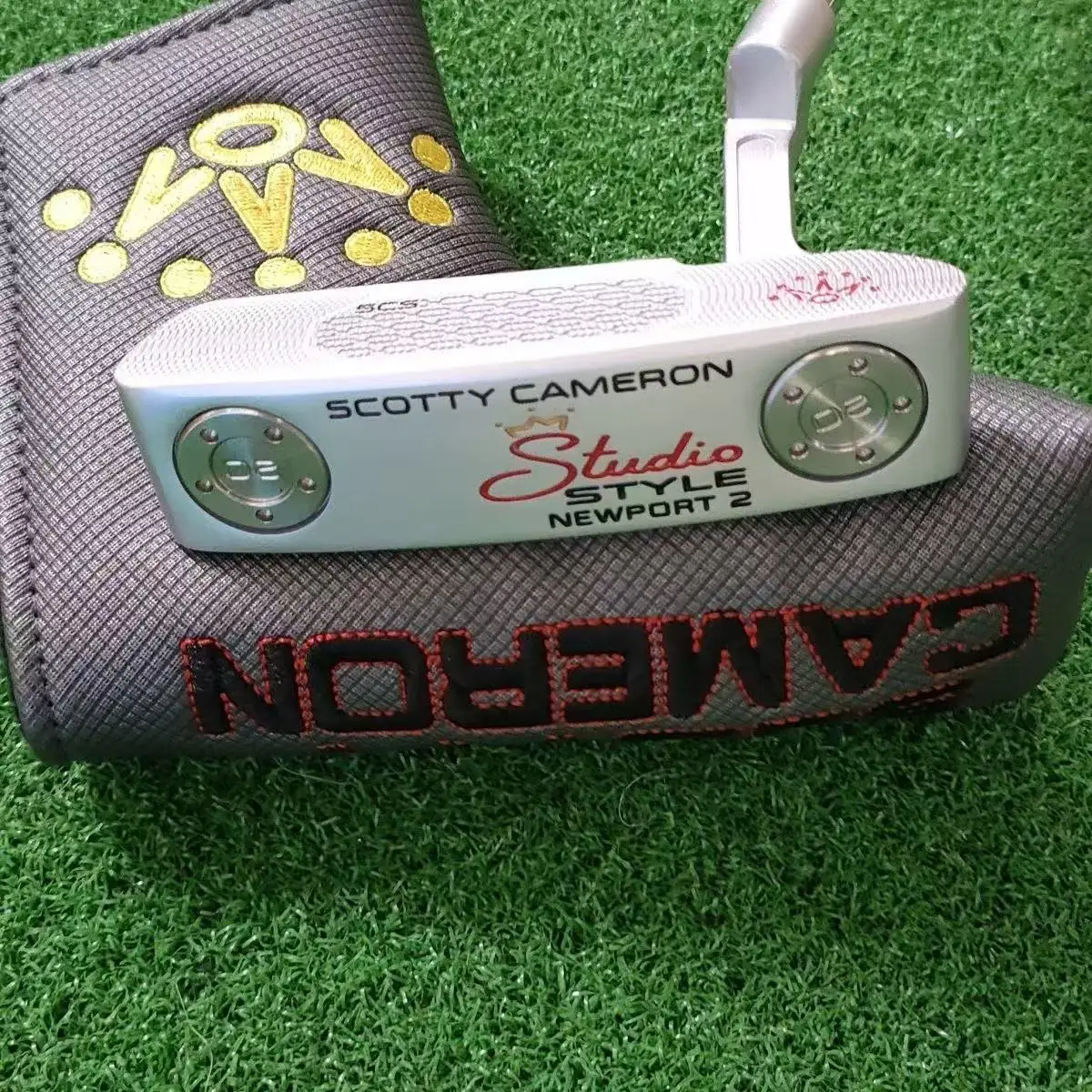 Titleist Golf Putter Studio Style Newport 2 Accurate and Stable Putter with Cover