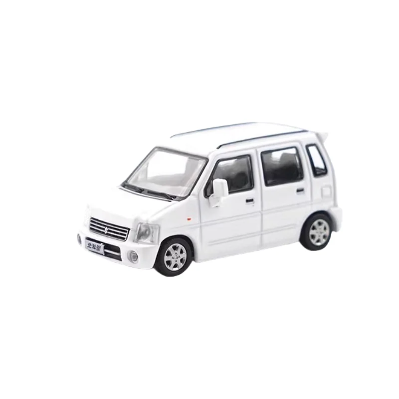 XCARTOYS 1:64 The first generation Suzuki Dipper, Suzuki Swift diecast alloy car model collection decorative toys for children.