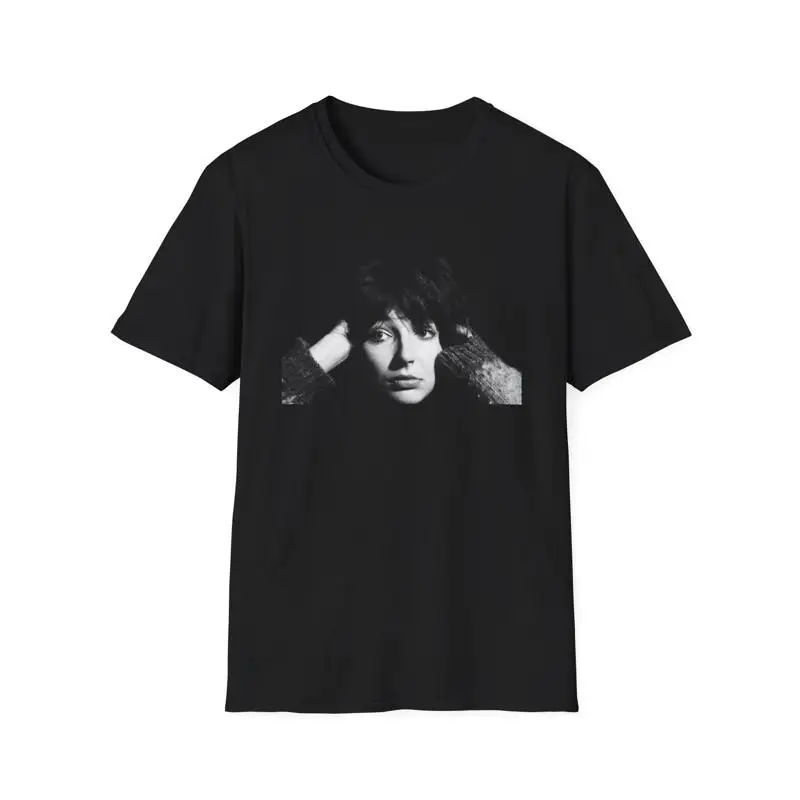 otra camiseta oscura kate arbusto