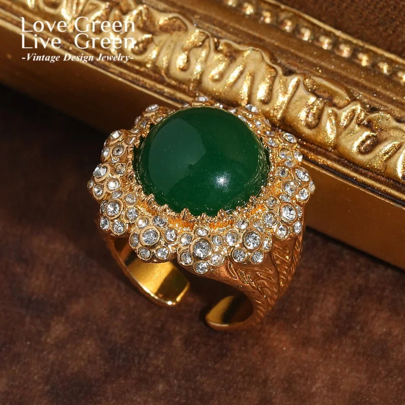 

Vintage Emerald Rings Green Natural Stone Round For Women Gold Color Flower Rhinestone Luxury Jewelry Quality Designer 2025 New