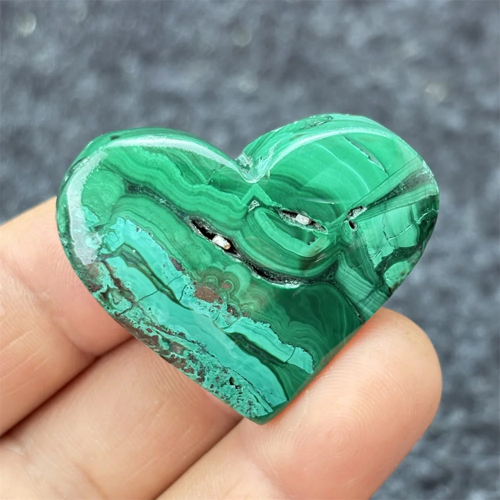 Natural Quartz Malachite Heart Crystal High-Quality Pure Luster Mineral Home Decoration Stone for Family And Friends