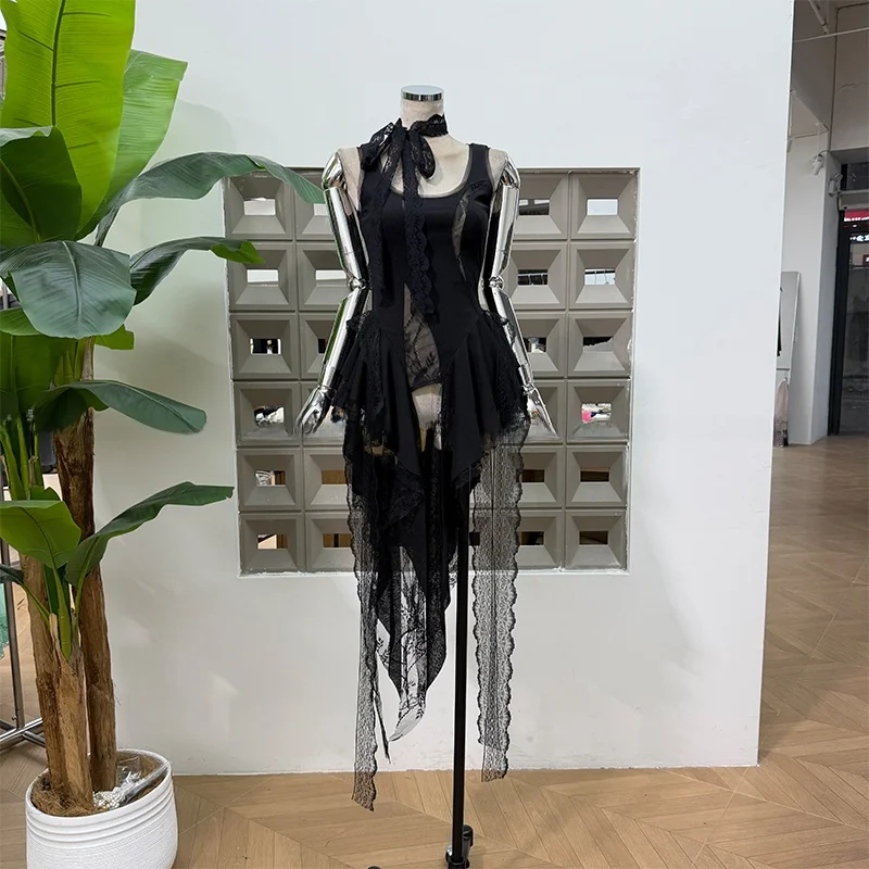 

Faionable Dopane Hollow out Lace Patchwork Sa Asymmetrical Vest Travel Photoaphy Sweet And Spicy Slimming Design Sense