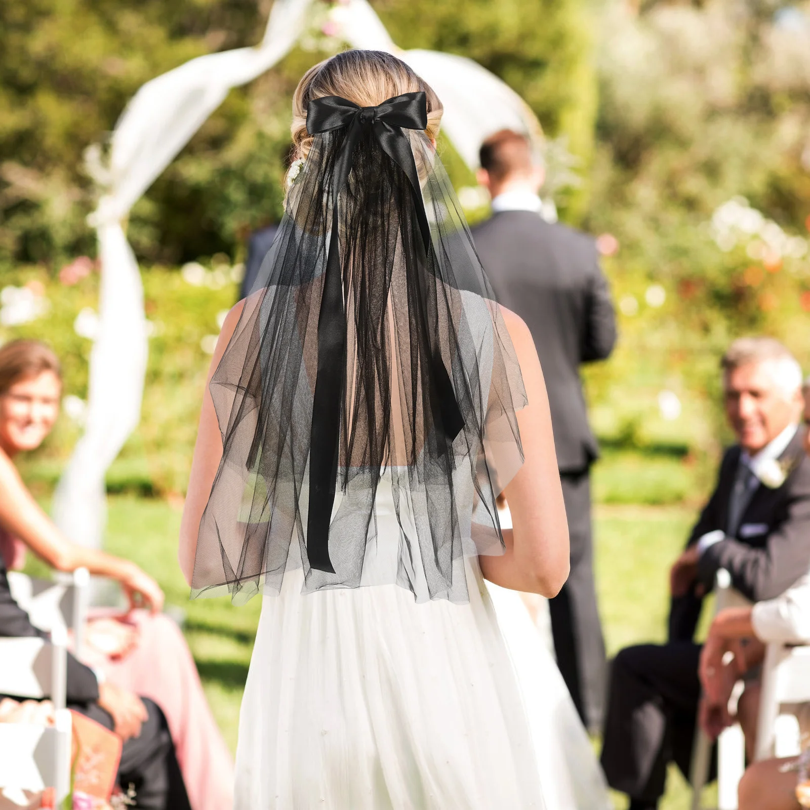 

Black Halloween Wedding Veil with Bowknot Decor Ghost Wedding Veil for Women Cosplay Costume Party Fancy Dress Stage Show