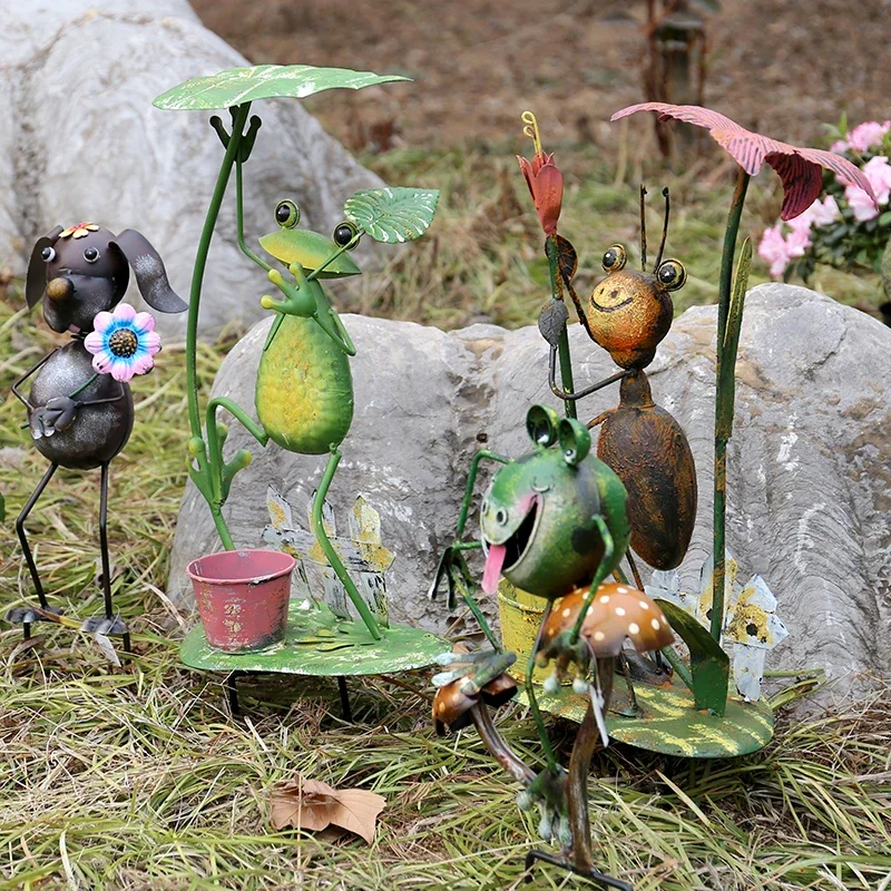 Island pull iron animal ground insert horticultural ornament pastoral landscape decoration garden courtyard landscape frog