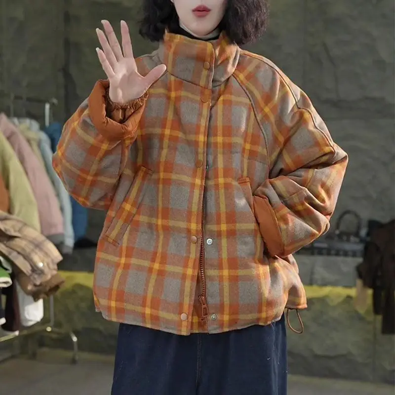 

2025 Winter New Classic Versatile Patchwork Color Contrast Thick Warm Short Cotton Jacket