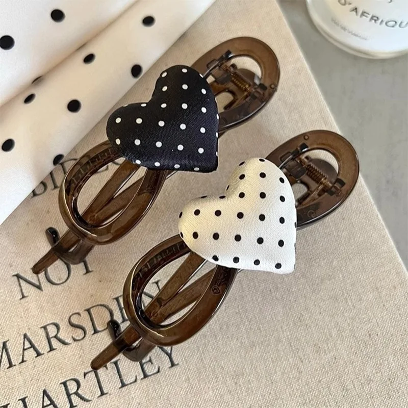

2025 New Heart Dot HairClip Women Elegant Twist Clip Trendy Hair Claw Ponytail Holder Twist Hair Accessories Shark Clip