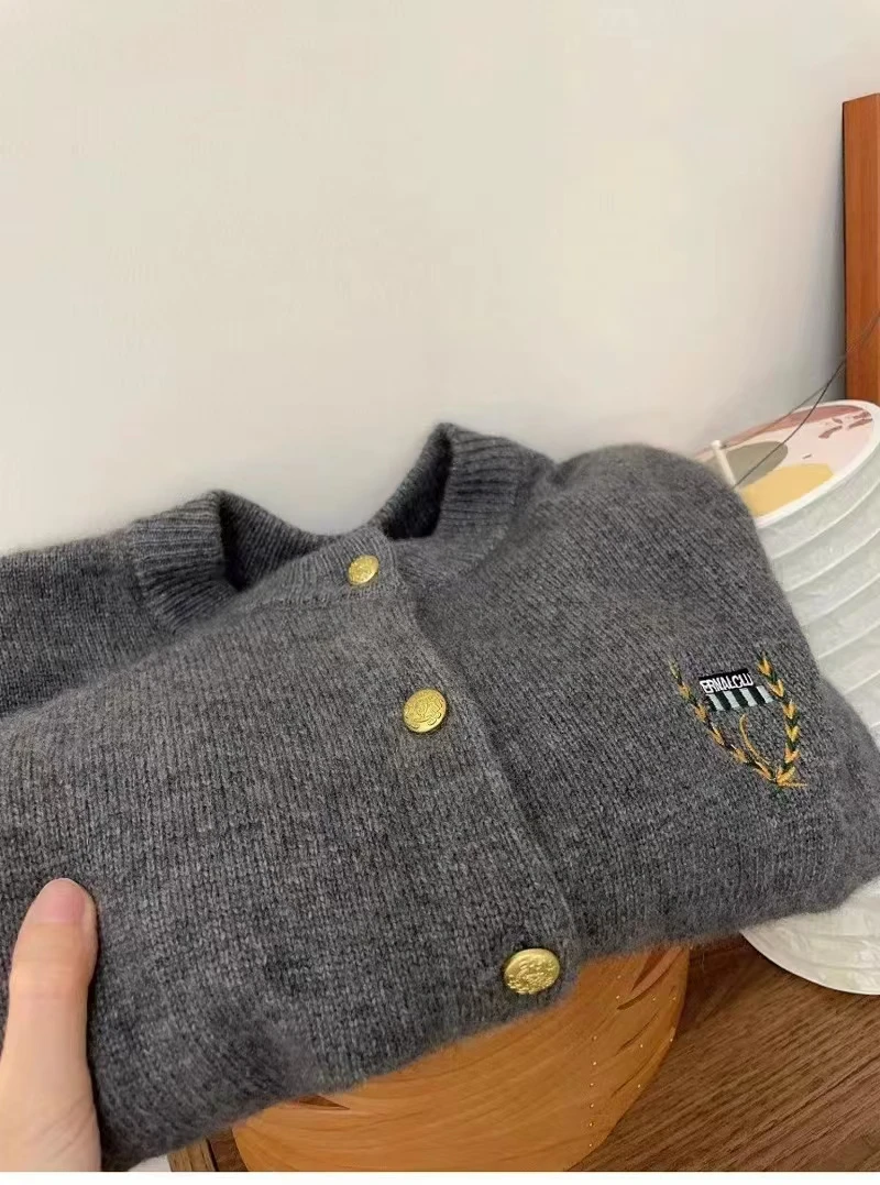 Exquisite New Embroidered Wool Metal Buckle Round Neck Cardigan Sweater Loose Casual Knit Autumn  Winter Single Row Top Jacket