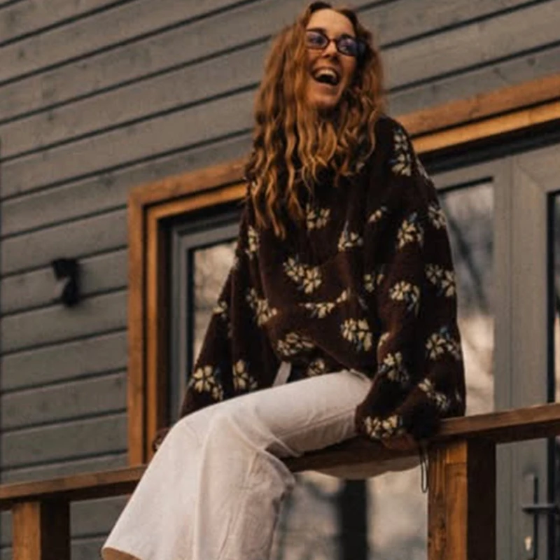 TARUXY Fleece Flowers Sweatshirt Women's Fashion Zipper Loose Long Sleeves Keep Warm Leisure Commuting Pullover Autumn 2025 New