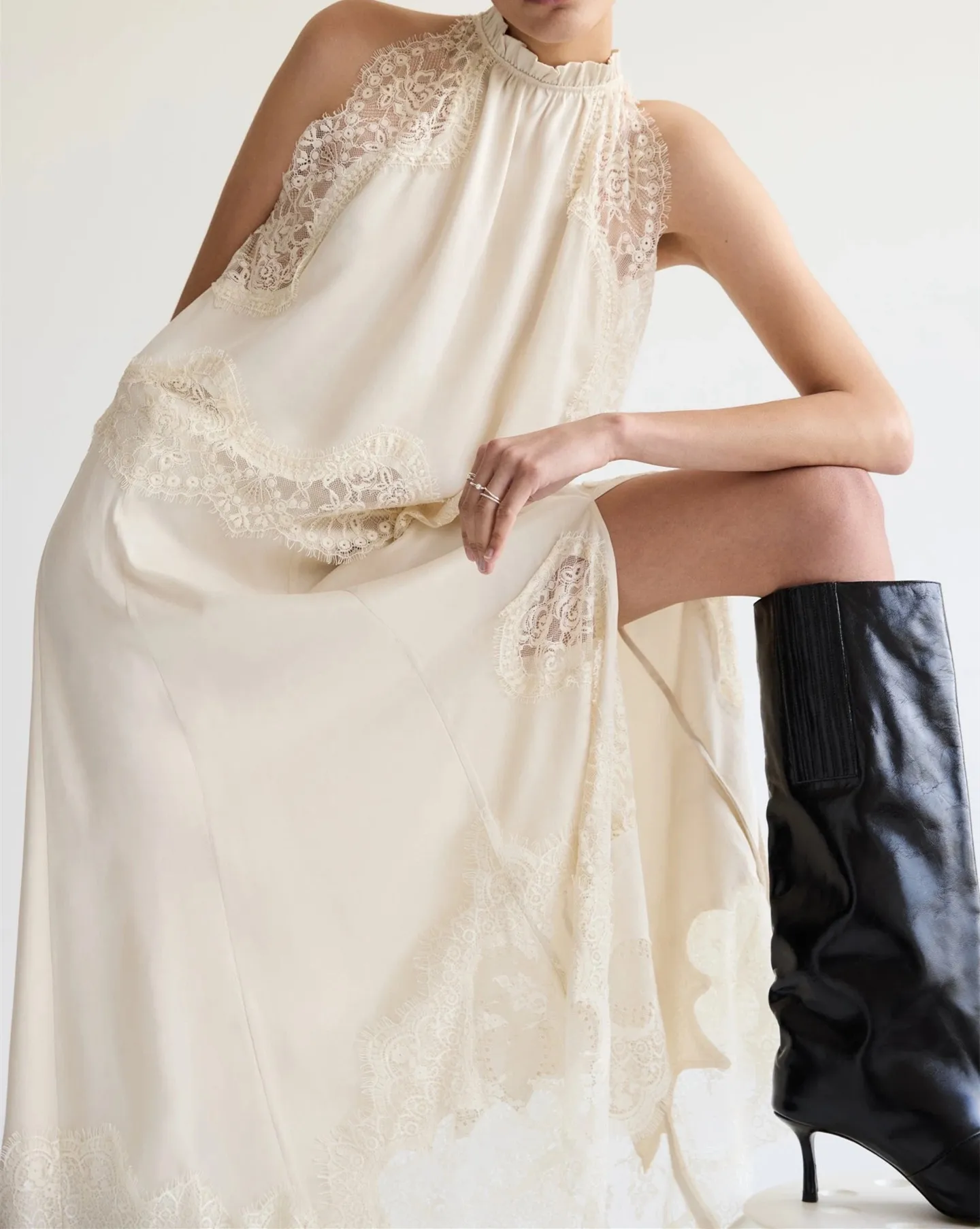 Women Ruffled Collar Sexy Lace Stitching Sleeveless Top + Irregular Hem Lace Patchwork Long Skirt