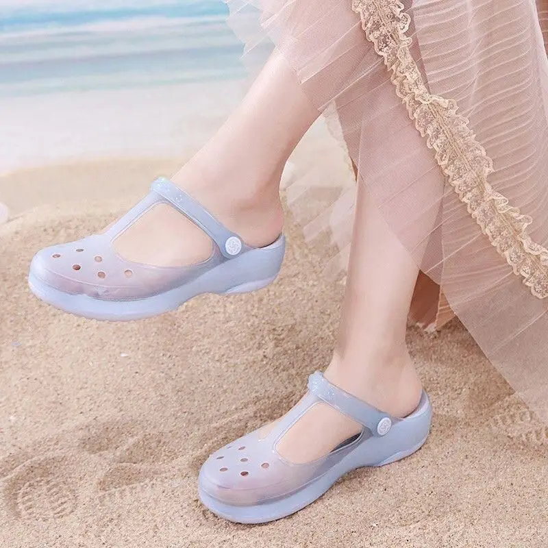 Thumbnail 4 - #40 Latest Middle Heels Offers