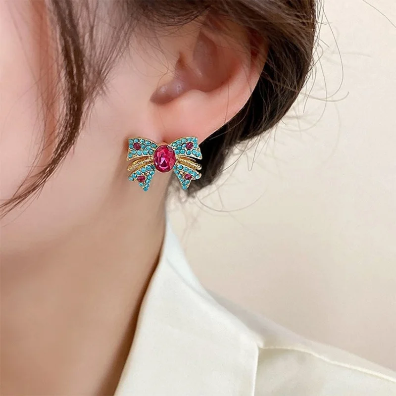 الفاخرة خمر كريستال القوس وأقراط للنساء رائعة موضة حجر الراين Bowknot أقراط مكتب مجوهرات الحفلات سيدة هدية