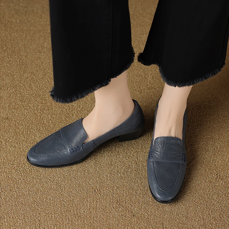 2025 New Fashion Loafer Shoes Women Flats Shoes Heels Leather Spring Summer Round Toe Casual Pumps Shoes Woman Black Size 34-40