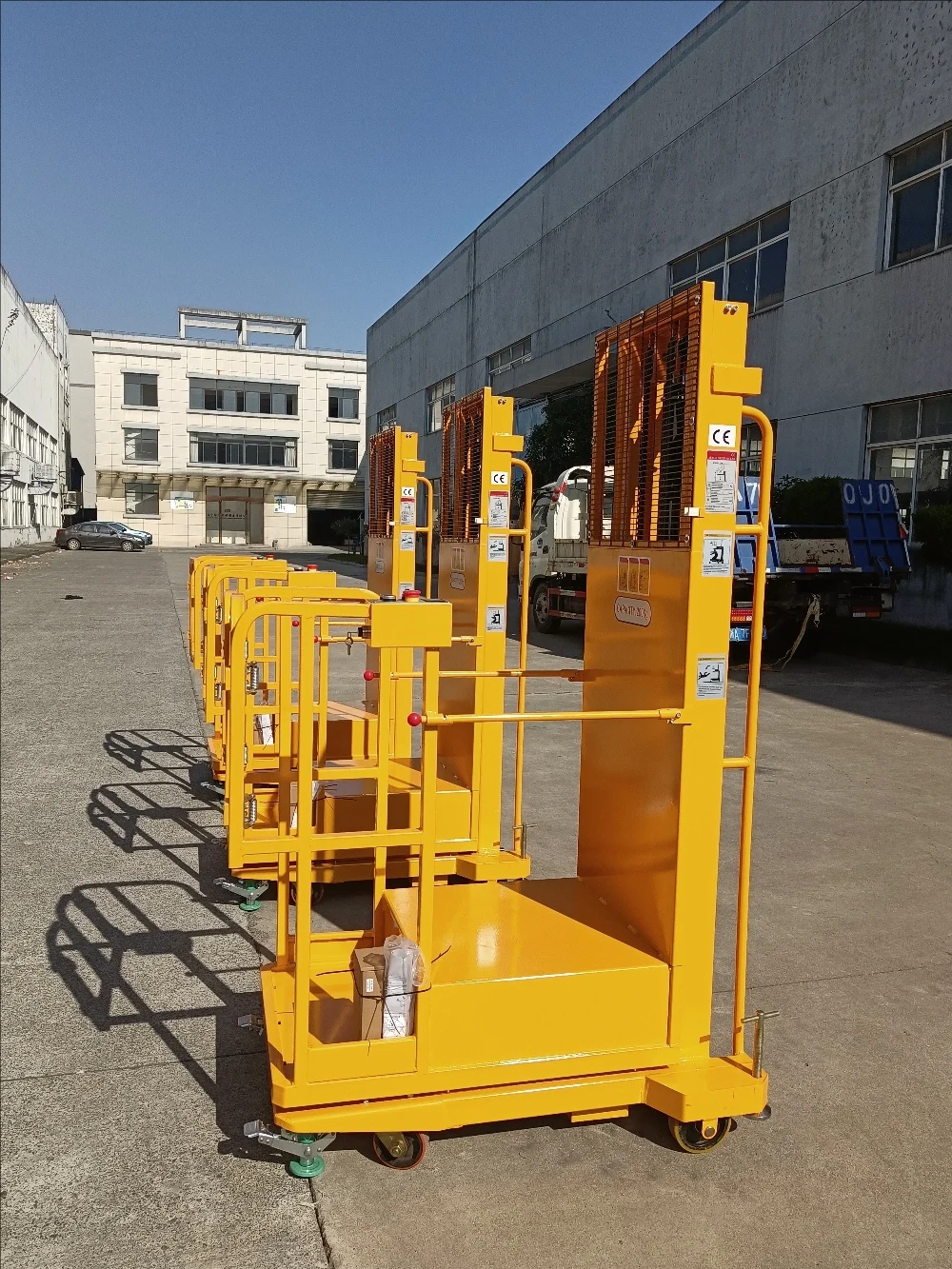 Fully Electric High Level Order Picker Machine Logistics Warehouse Operation Mobile Lifting Platform