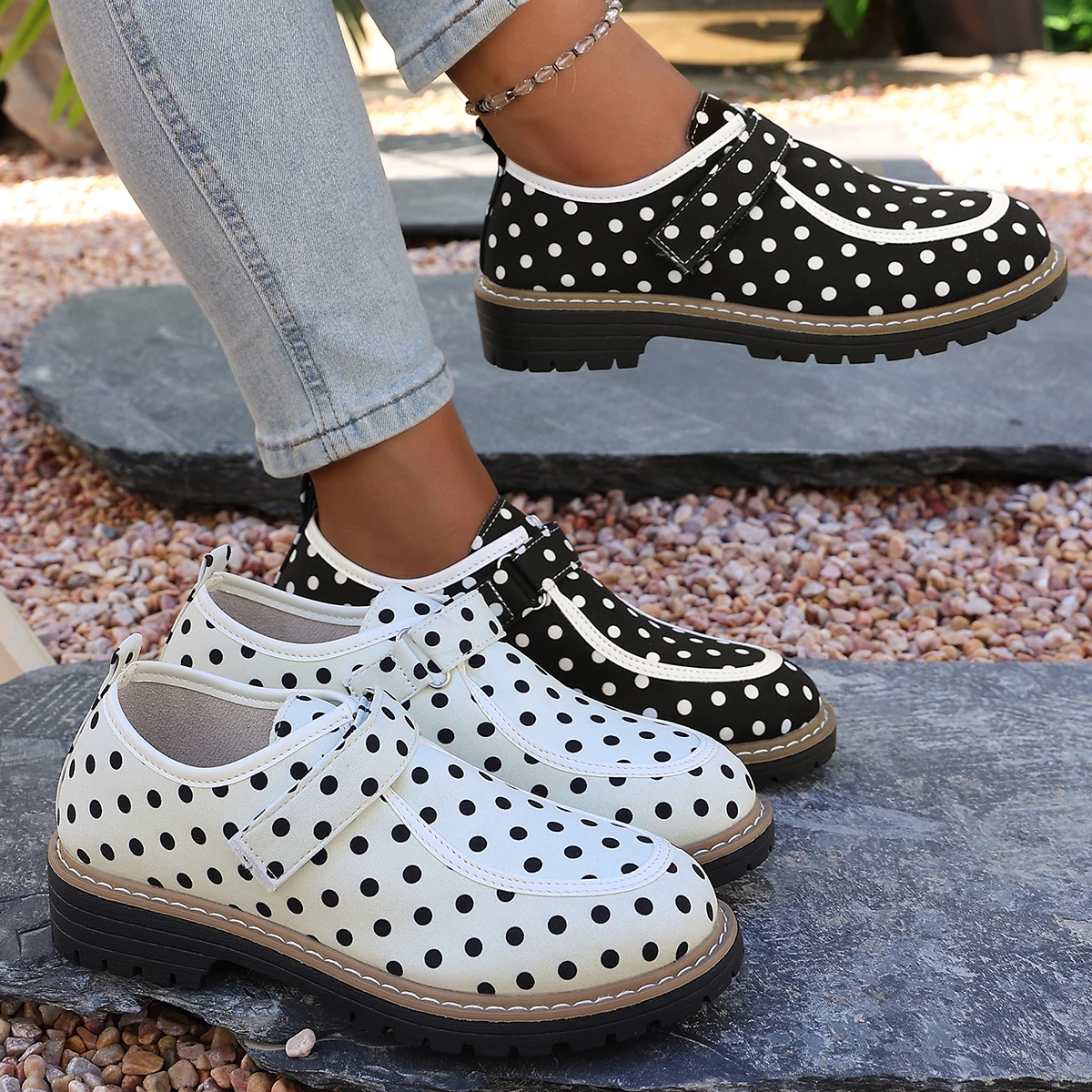 

Fashionable Polka Dot Decorated Casual Low-top Shoes for Spring Autumn New Large Size Women's Velcro Design Comfortable Loafers