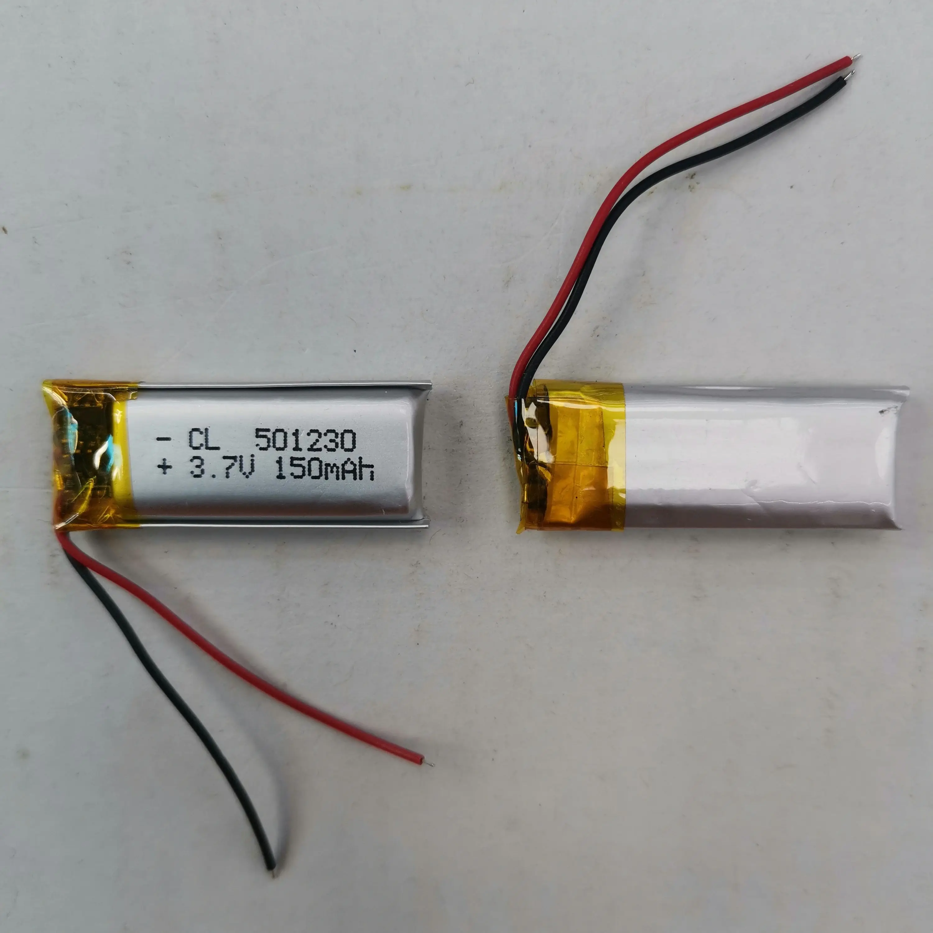 3.7V 2 wires 501230 051230P lithium battery with protection board , used for bluetooth MP4 1pcs/lot