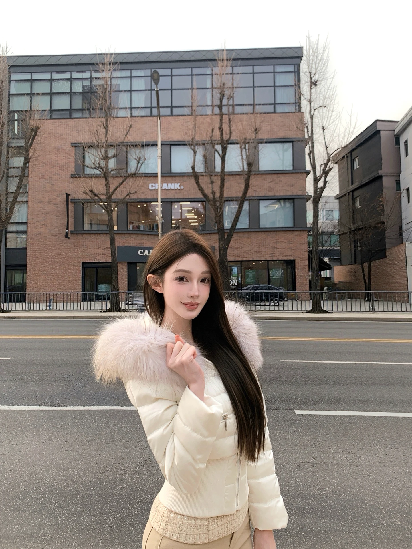 

Женская зимняя куртка-пуховик Chill er White Du с капюшоном и меховым воротником, теплая верхняя одежда, модное зимнее пальто