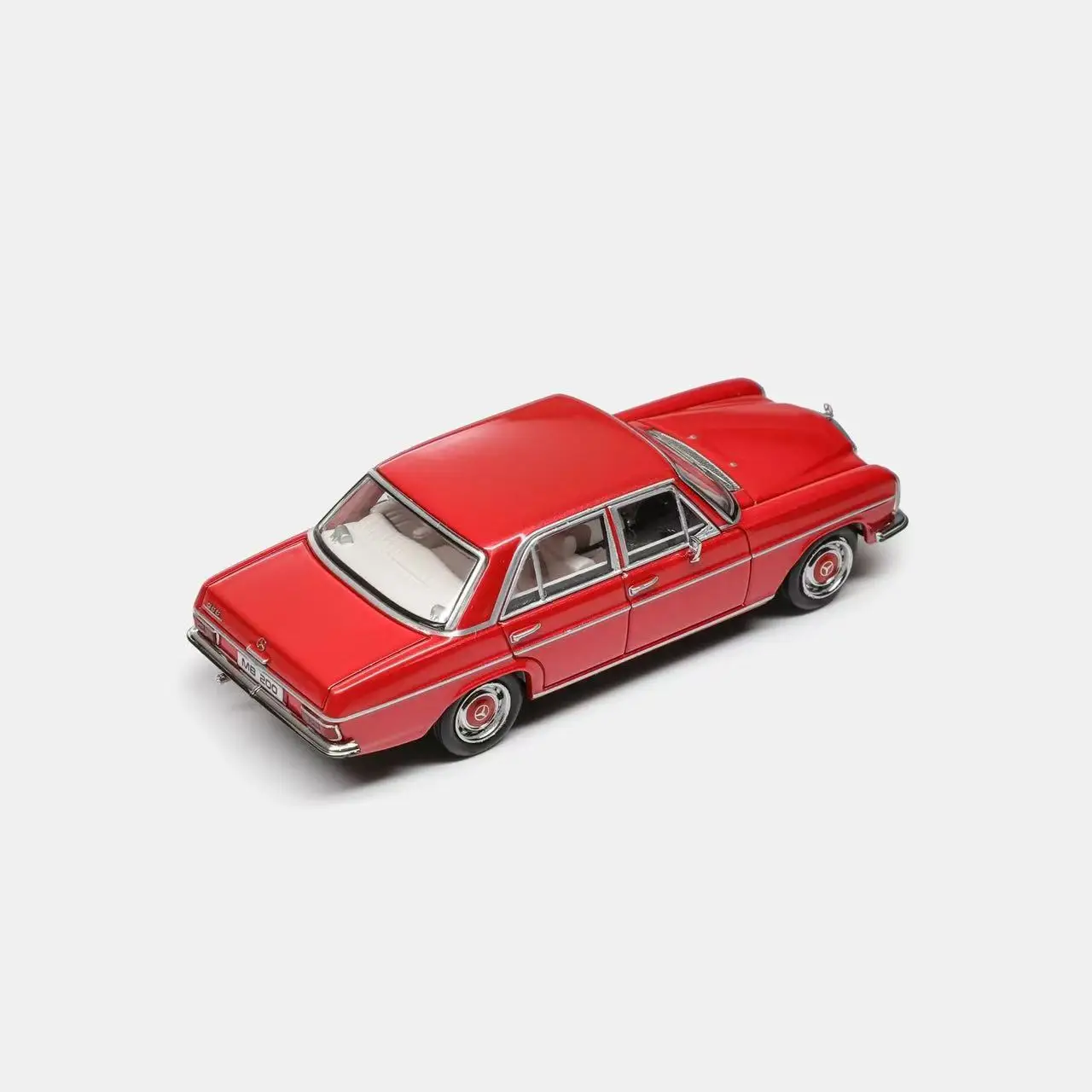 Pré-vente * MaxWell 1:64 W114 modèle de voiture en alliage de classe E de quatrième génération