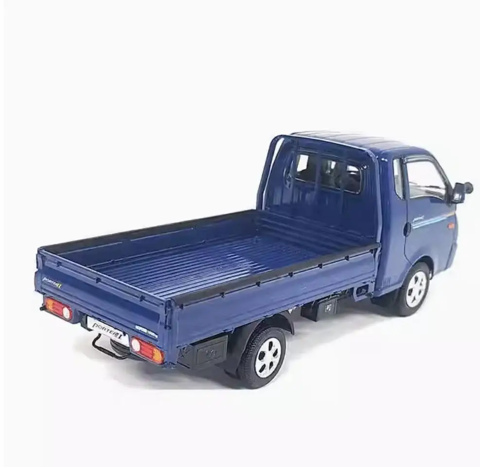 Academy AC15144 1/24 Porter II Modern Box Type Small Truck  Assemble The Model