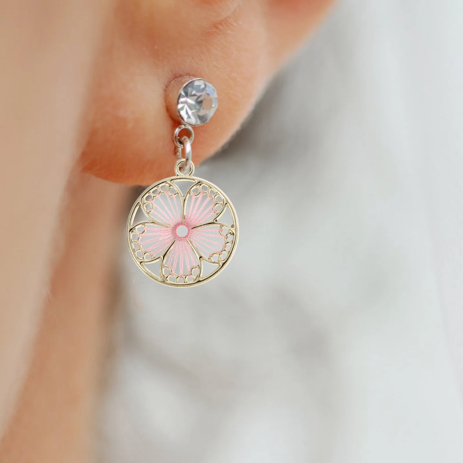 

5Pcs DIY Jewelry Pendant Alloy Round Creative Necklace Bracelet Hanging Charms Jewelry Supplies Alloy Round Pendant