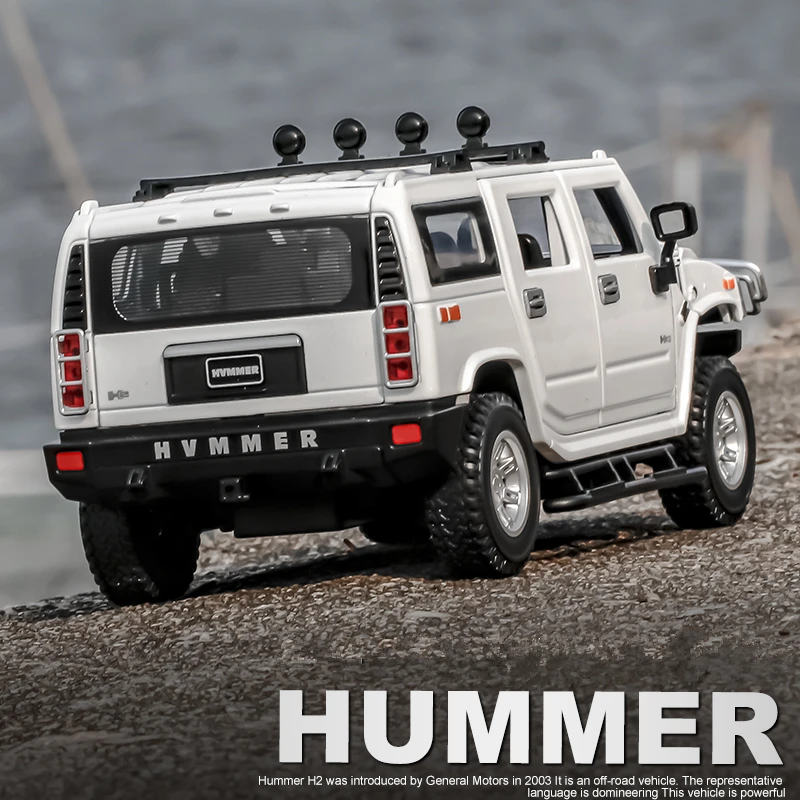 1:24 HUMMER H2 Alloy Car Model Diecast Metal Toy Off-road Vehicles Model Sound and Light Simulation Collection Children Toy Gift