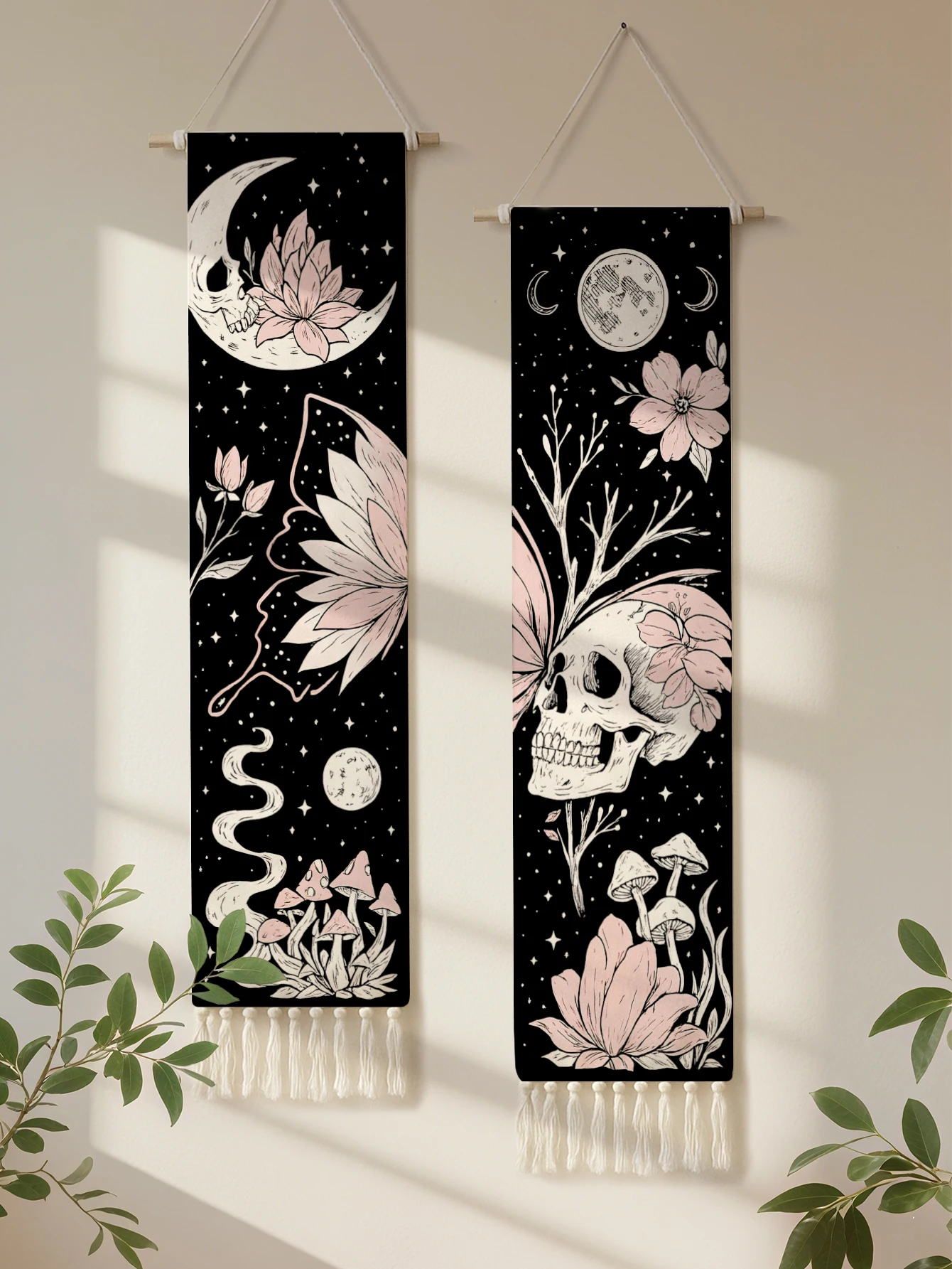 1 Stück Boho-Totenkopf und Mond, schwarzer Wandteppich, floraler Schmetterlings-Pilz-Druck, Wandbehang mit Quasten, Wandkunst-Dekoration für Zuhause und Party