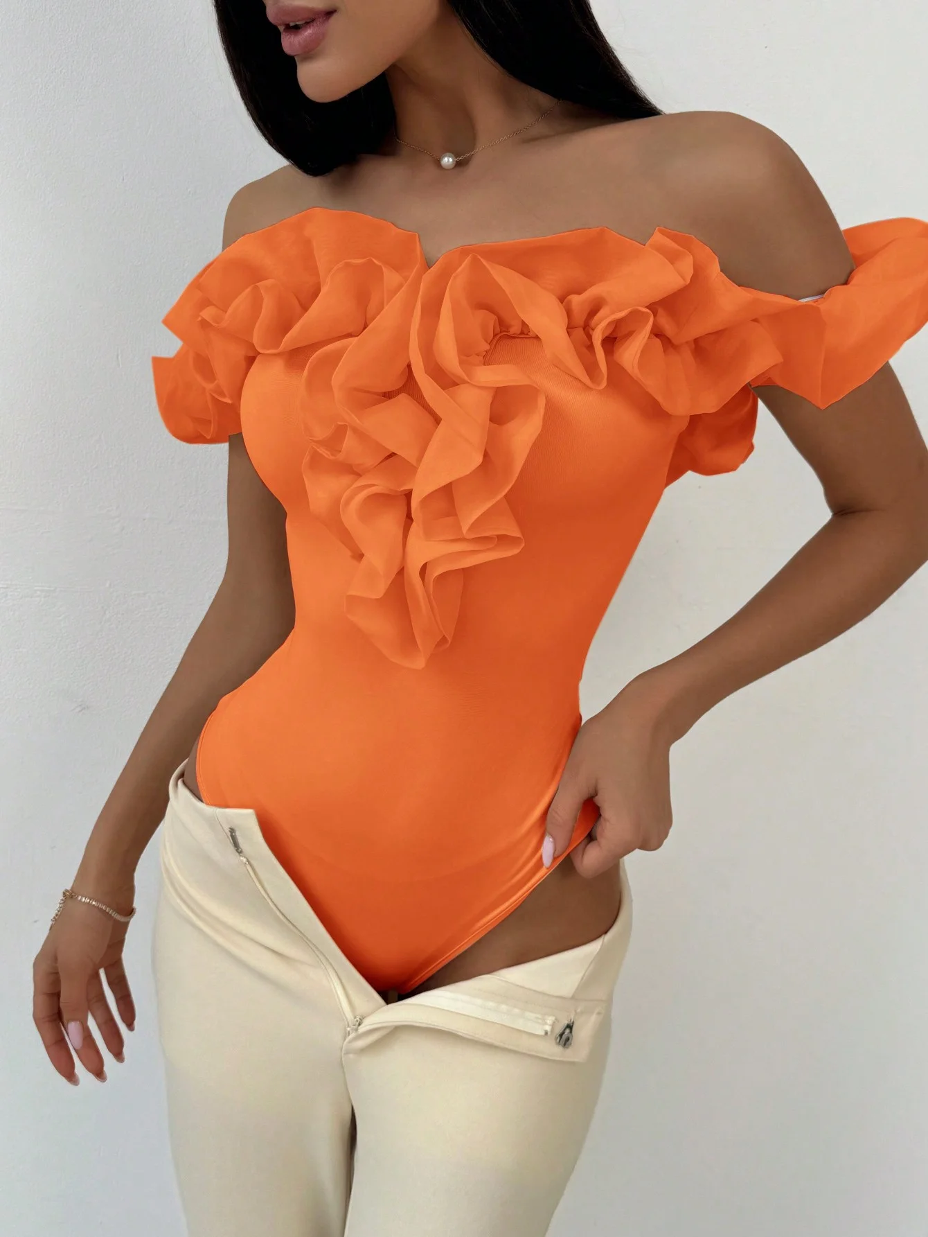 جديد الربيع / الصيف السيدات موسم الزفاف أنيقة تخفيف المواعدة عطلة شبكة سطر واحد الكتف التخسيس نيسيي