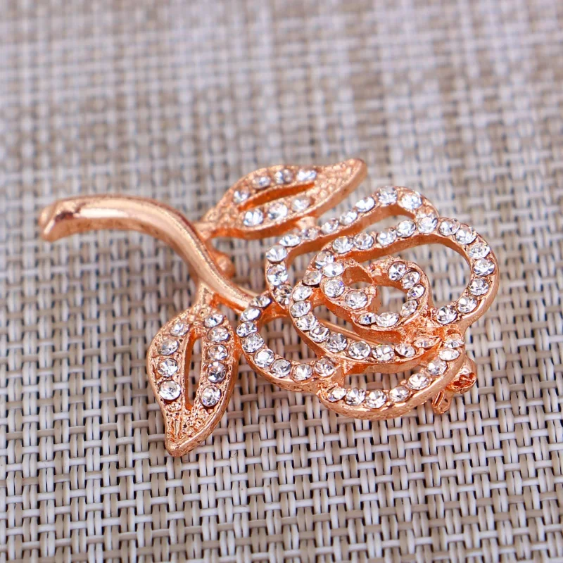 2pcs/pack of High Quality Individual Rose Gold Flower Fashion Word Neck Brooch Corsage Alloy Rose Brooch DIY Clothing Decoration