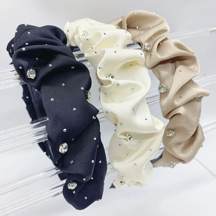 

Fashion Korean Simple Black Pleated Hair Hoop French Retro Style Headbands with Ruffles and Sparkling Diamonds