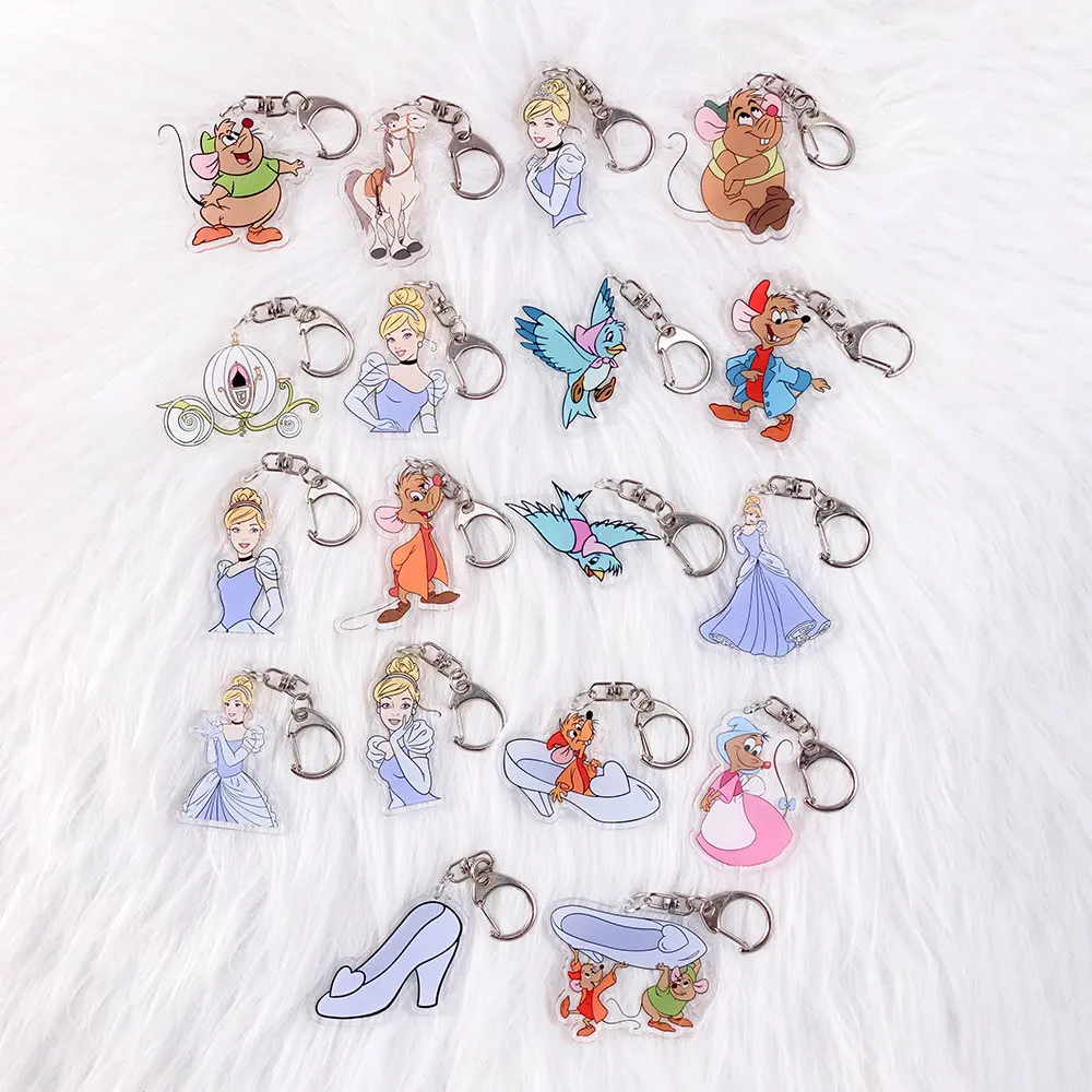 Llavero acrílico de Cenicienta de Disney, accesorios para bolsos, soporte para llaves de mochila, llavero divertido, regalos para fanáticos y amigos, 1/18 Uds.