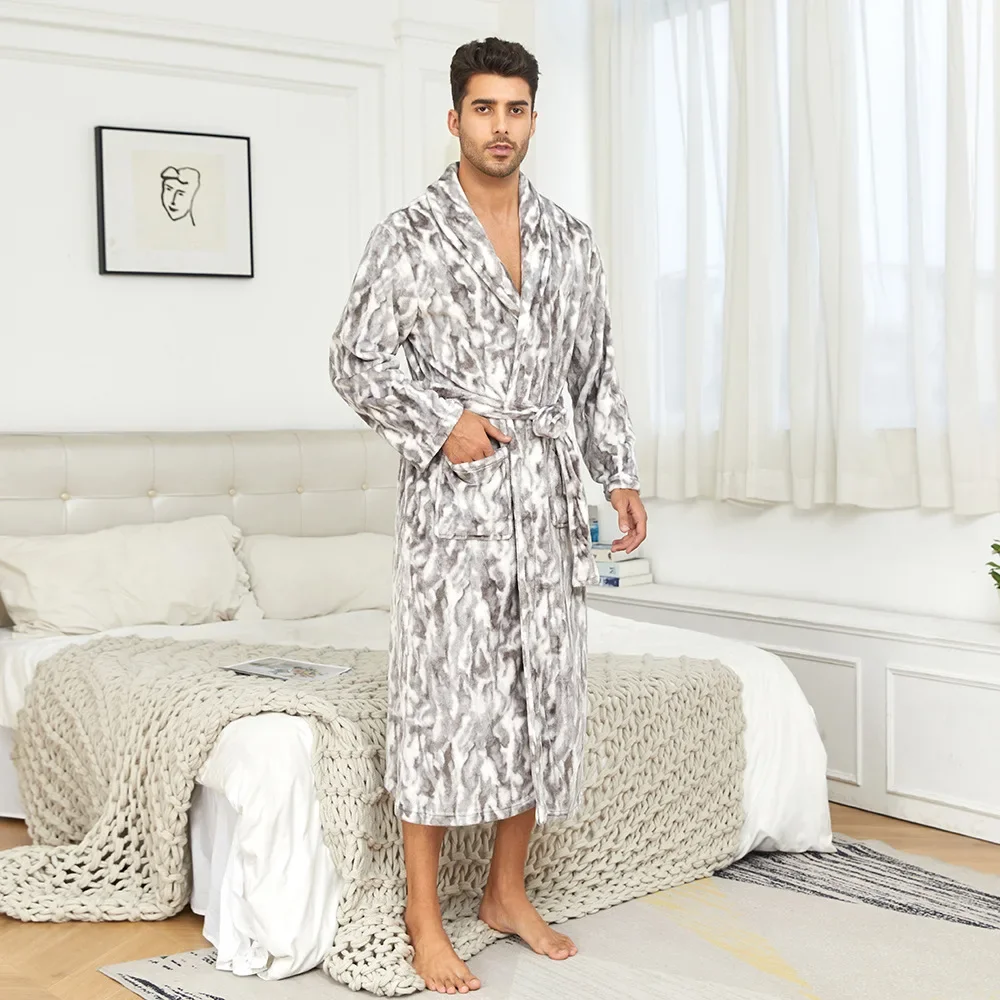 Robe longue en flanelle pour hommes, vêtements de nuit imprimés, épais et chaud, Kimono, peignoir, ample, en molleton de corail, vêtements de maison, automne et hiver