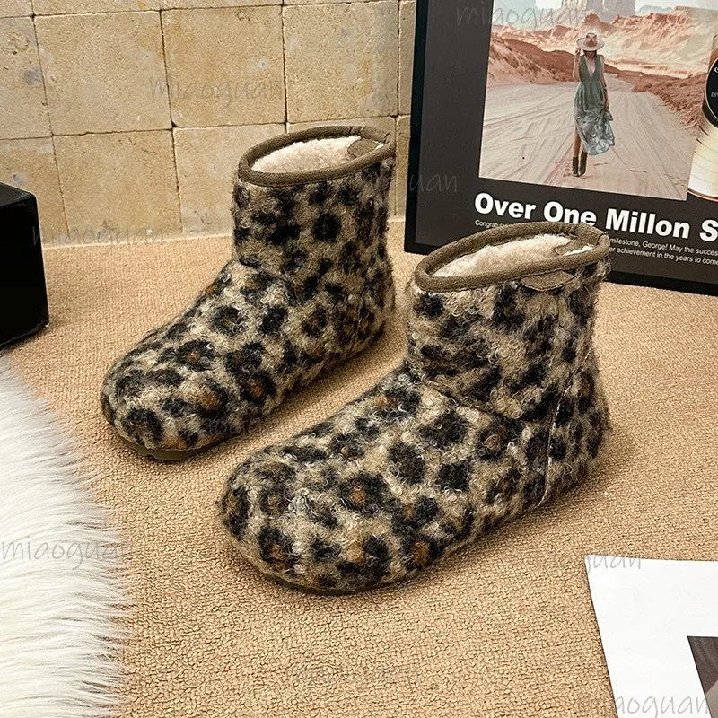 الكورية نمط المرأة فروي أحذية بوت قصيرة نعل مسطح أفخم اصطف شتاء دافئ الكاحل الجوارب حذاء مريح للنساء الانزلاق على بوتاس
