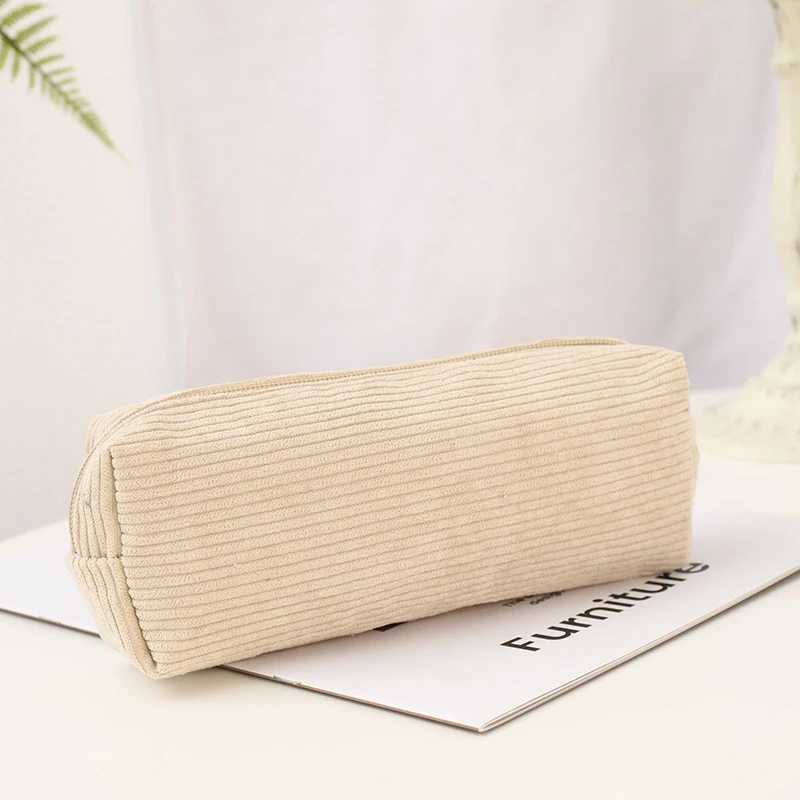 Пенал в виде акулы