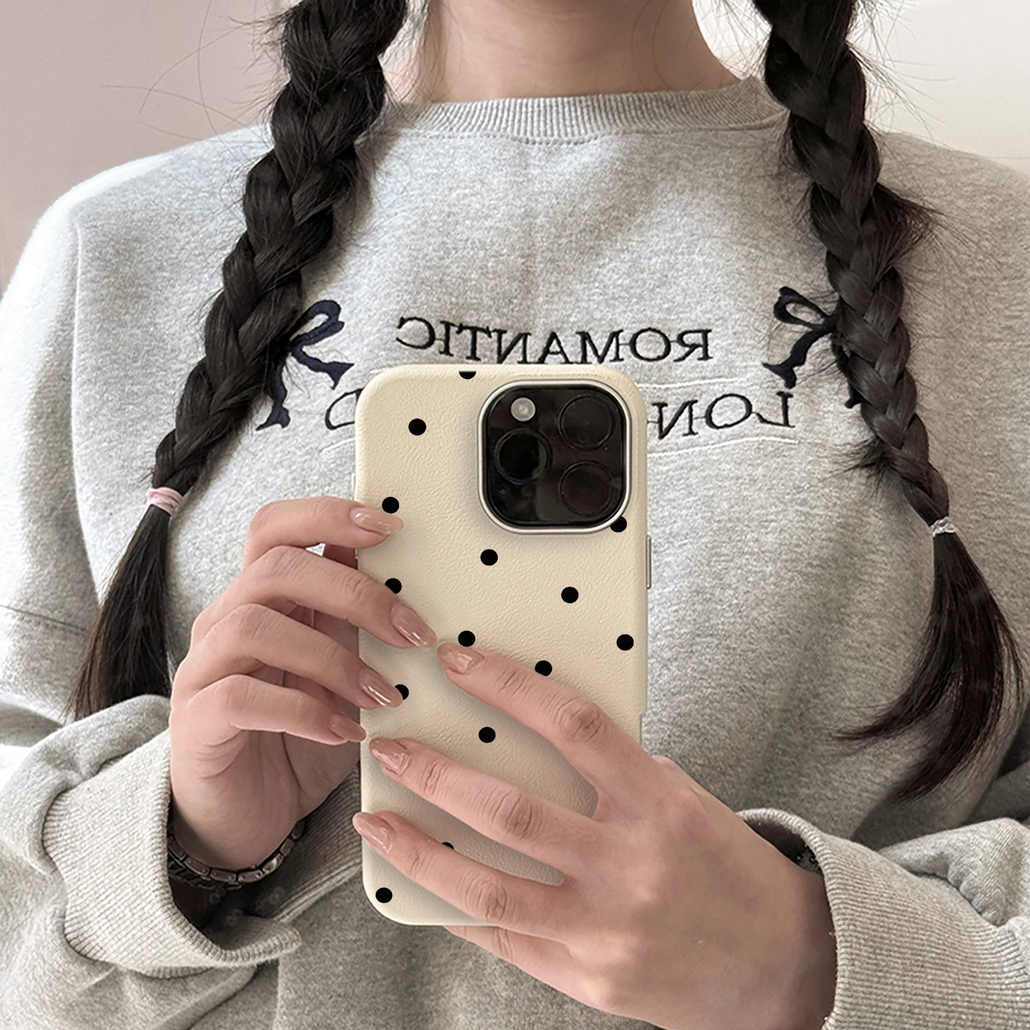 Minimalist Black Polka Dot  Phone Case For Xiaomi Mi Lite 5G Ne Xiaomi For 17 Pro Max 13 14 15 12 Pro 12T 13t 14t 15t Soft Cover view 5