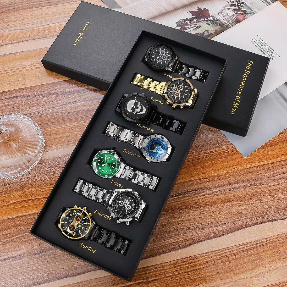 Men 7‑Pcs Watch Quartz Timepiece Collection Retro Modern Mixed Dial Alloy Bracelet Complete Gift Packaging Ideal Holiday Present
