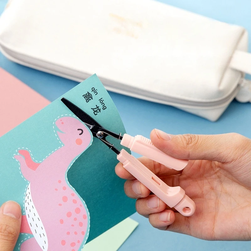 Nette faltbare Schere tragbare Anti-Stick für Kinder Aldult handgemachte Unboxing Papier Schneiden Mini Utility Messer Büro Schreibwaren