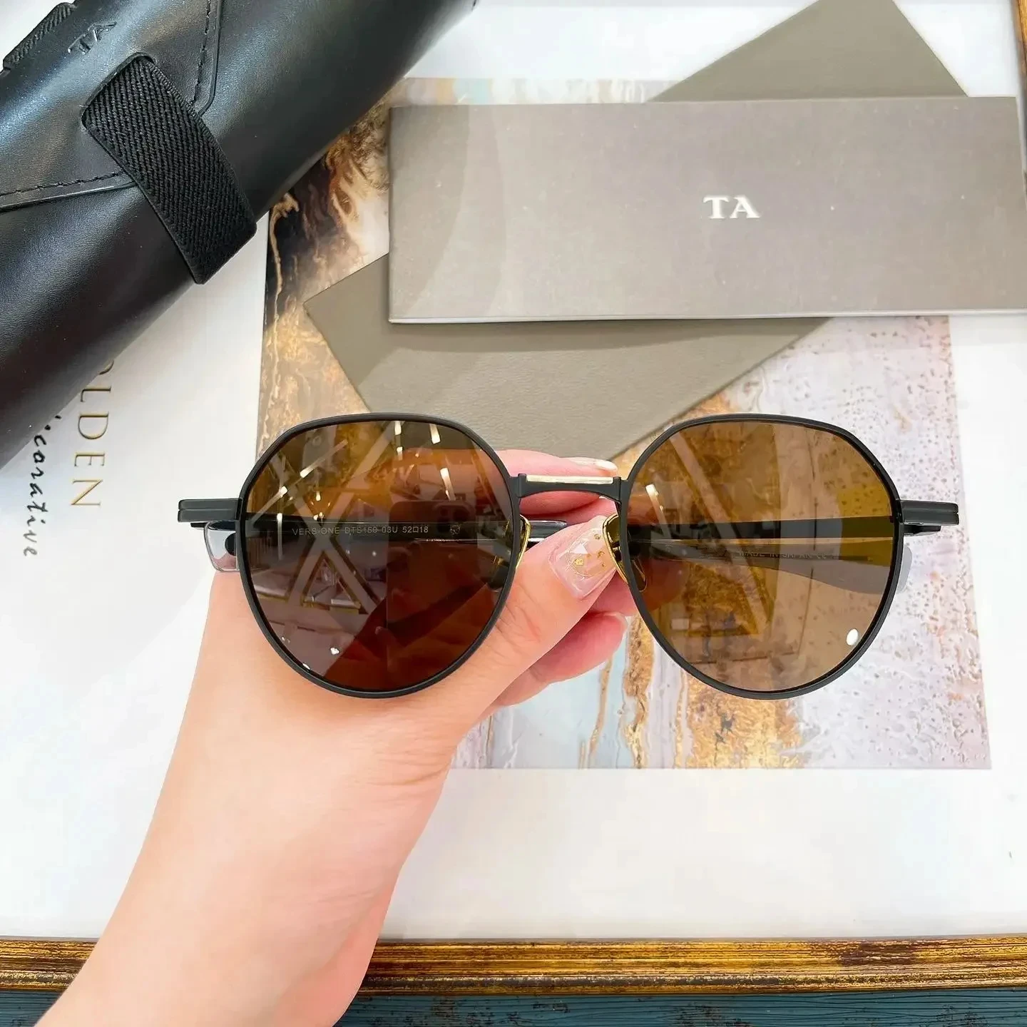 

Authentic For DIYTA DT DTS150 Trendy Vintage Business Men Women Sun Glasses Popular Top Quality Male Couple Eyewear With Box