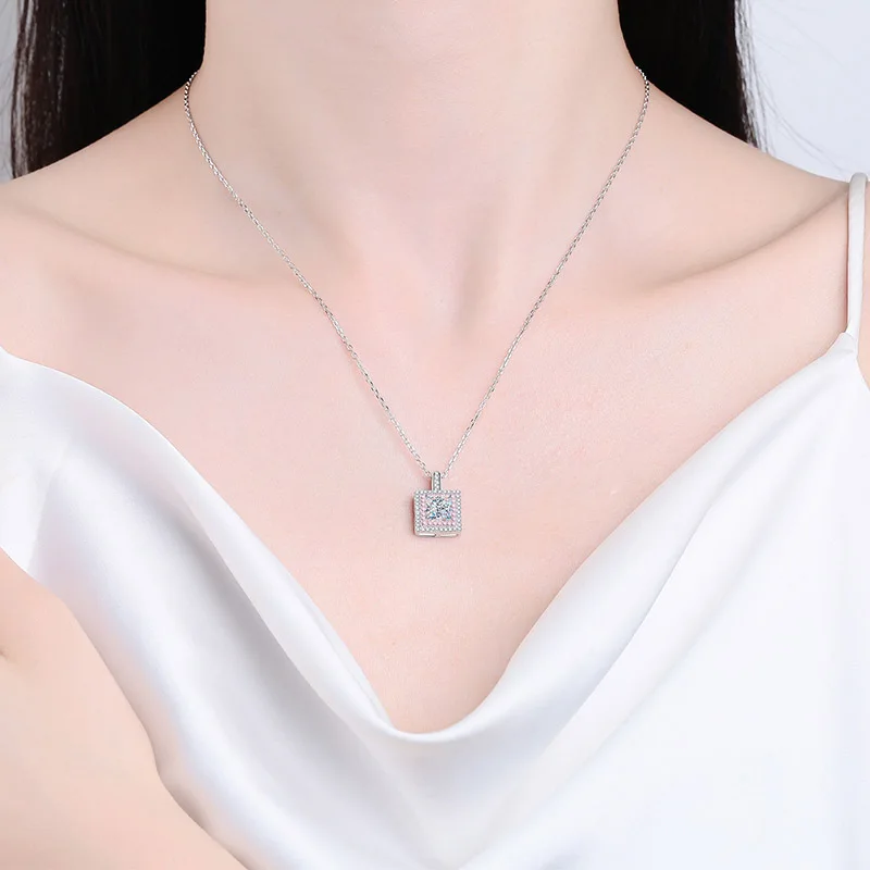 100% Real Moissanite Necklace for Women Vvs Princess Cut Diamond Pendant for Girlfriend Jewelry S925 Sterling Silver Gra