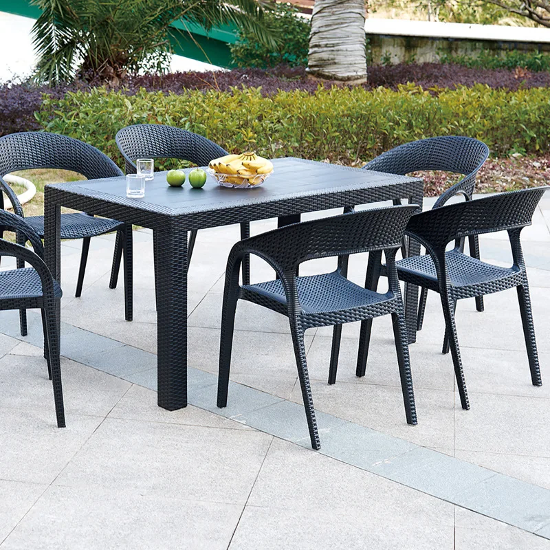 للطاولات والكراسي الخارجية، وكراسي شرفة الفناء، وكراسي الروطان المقلدة، وكرسي بلاستيكي لمتجر شاي الحليب، والطاولات الخارجية والفصل #1