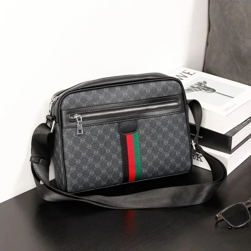 Luxury Plaid Shoulder Bag Men Crossbody Bag Fashion Striped Shoulder Messenger Bags for Men Large Capacity Rectangle Handbags