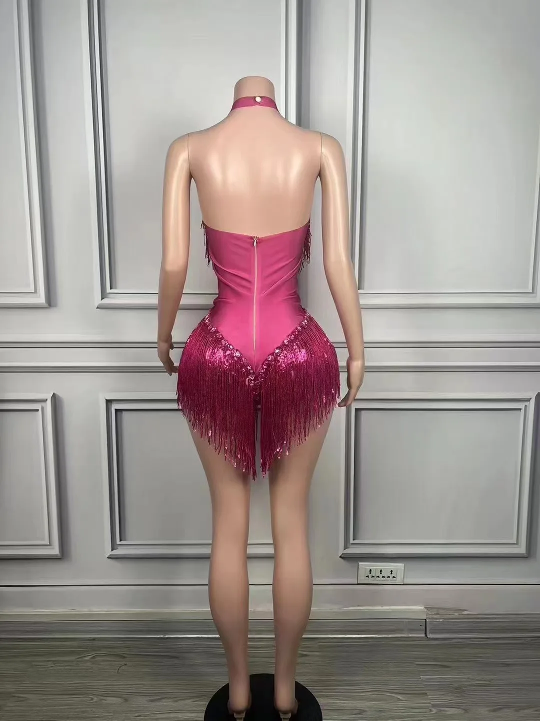 2024 Nieuwe Hot Style Glanzende Kwastje Latin Dans Rok Strakke Afslanken Temperament Sexy Ultra Korte Jumpsuit