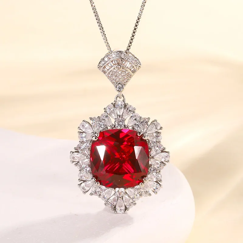 New High-end Jewelry Luxury Inlaid Red Corundum Fat Blue Spinel Fashion Pendant Set 14*14-12*12