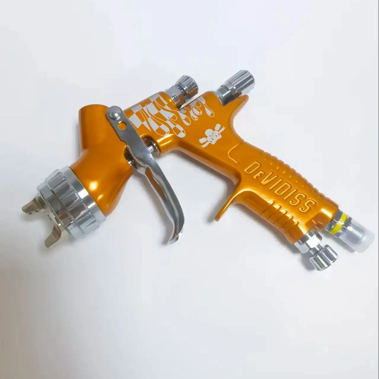 

DEVIDISS Professional Spay Gun 1.3mm Nozzle Gravity Airbrush For Painting Car Aerograph Pneumatic Gun