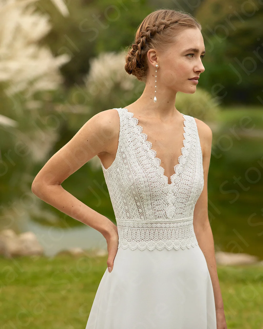 Nuovi abiti da sposa estivi Beach 2024 Abiti da sposa Boho Abito da sposa in pizzo Abiti da sposa senza maniche Scollo a V Indietro personalizzato