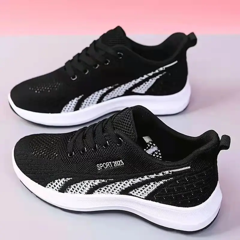 Summer New Woman Sports Shoes Fashion Breathable Mesh Vulcanized Shoes Women Flat Casual Shoes Outdoor Lace Up Training Shoes